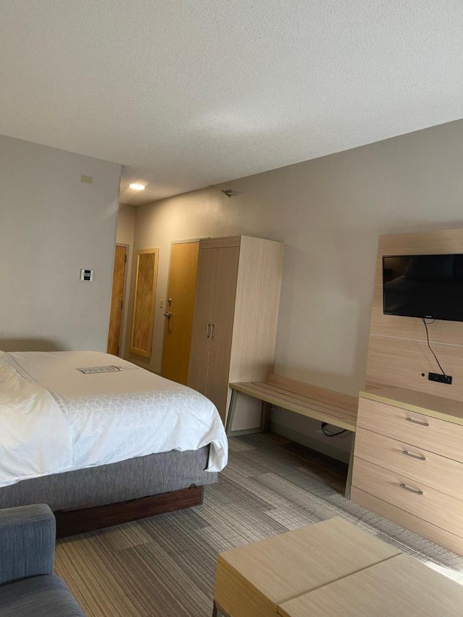Holiday Inn Express Cedar Rapids - Collins Road By Ihg Exterior foto