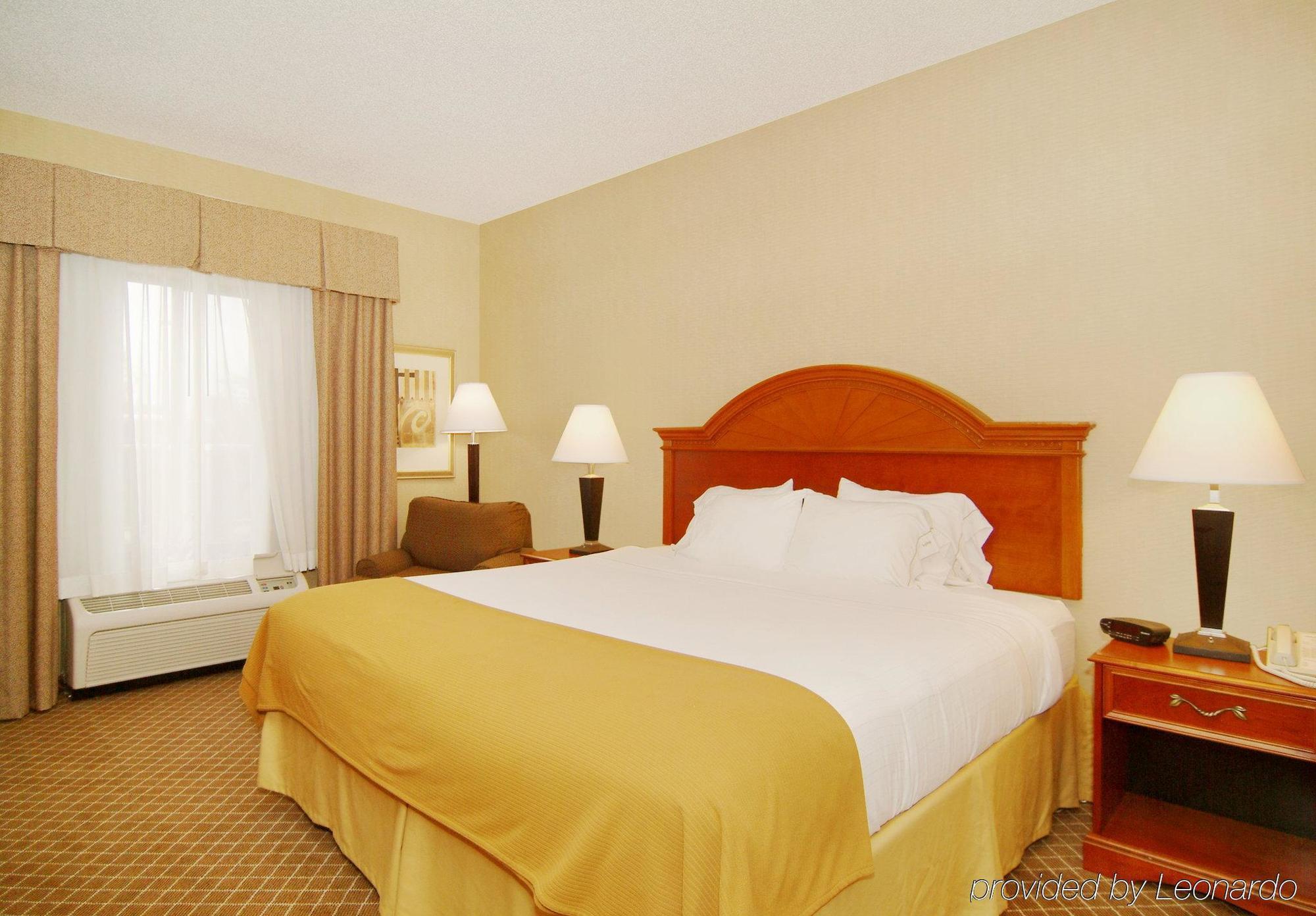 Holiday Inn Express Cedar Rapids - Collins Road By Ihg Quarto foto