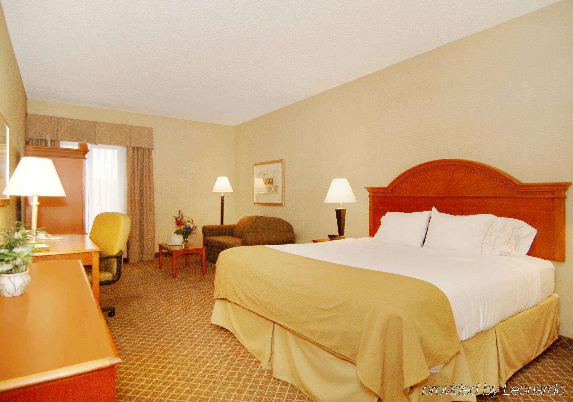 Holiday Inn Express Cedar Rapids - Collins Road By Ihg Exterior foto